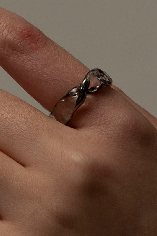 mobius ring