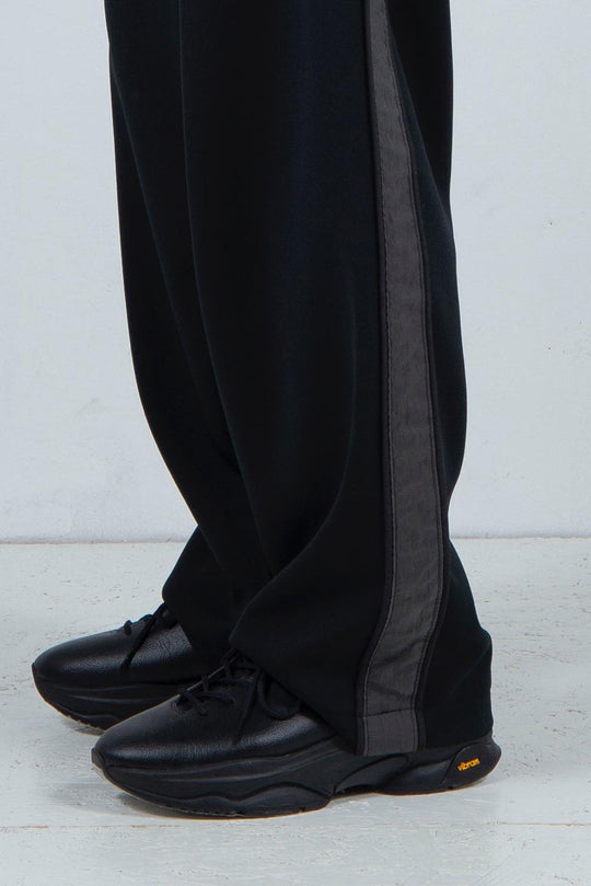 SIDE LINE TRACK PANTS