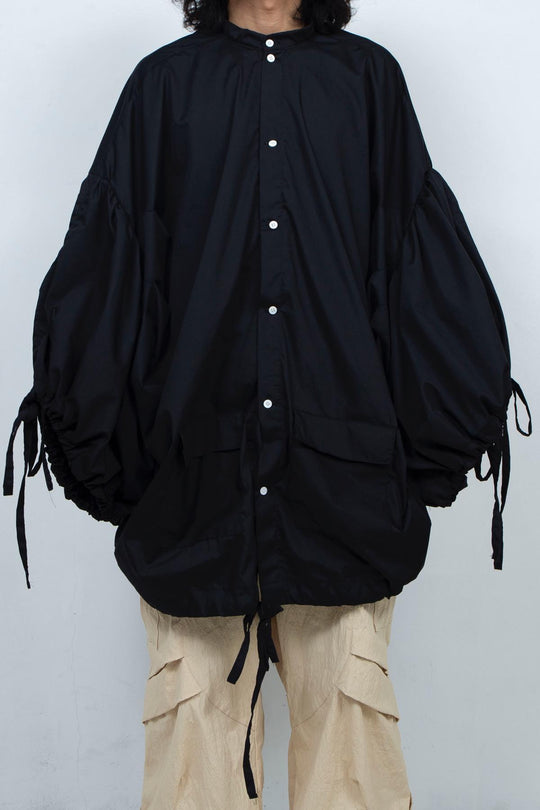 A halo shirt one piece Black