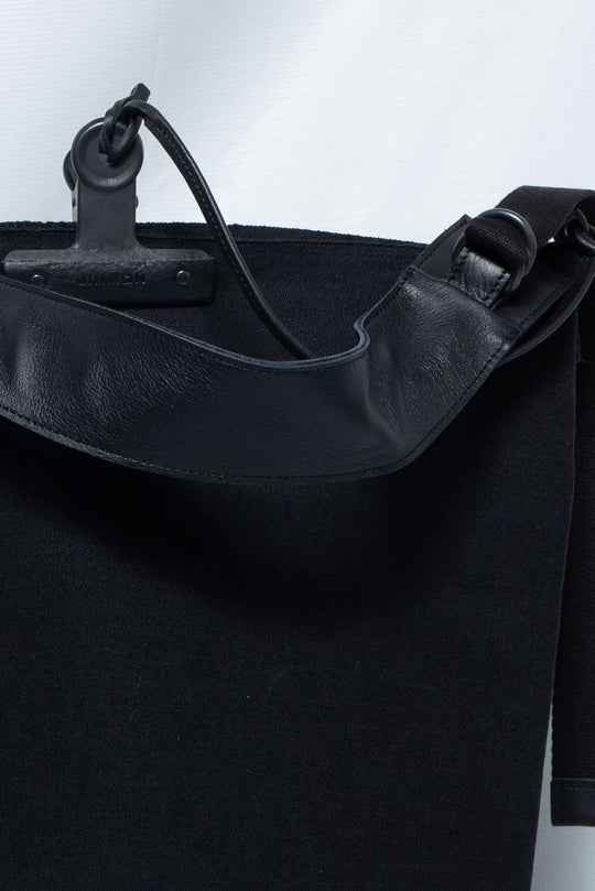 Adjustable CLIP Bucket medium