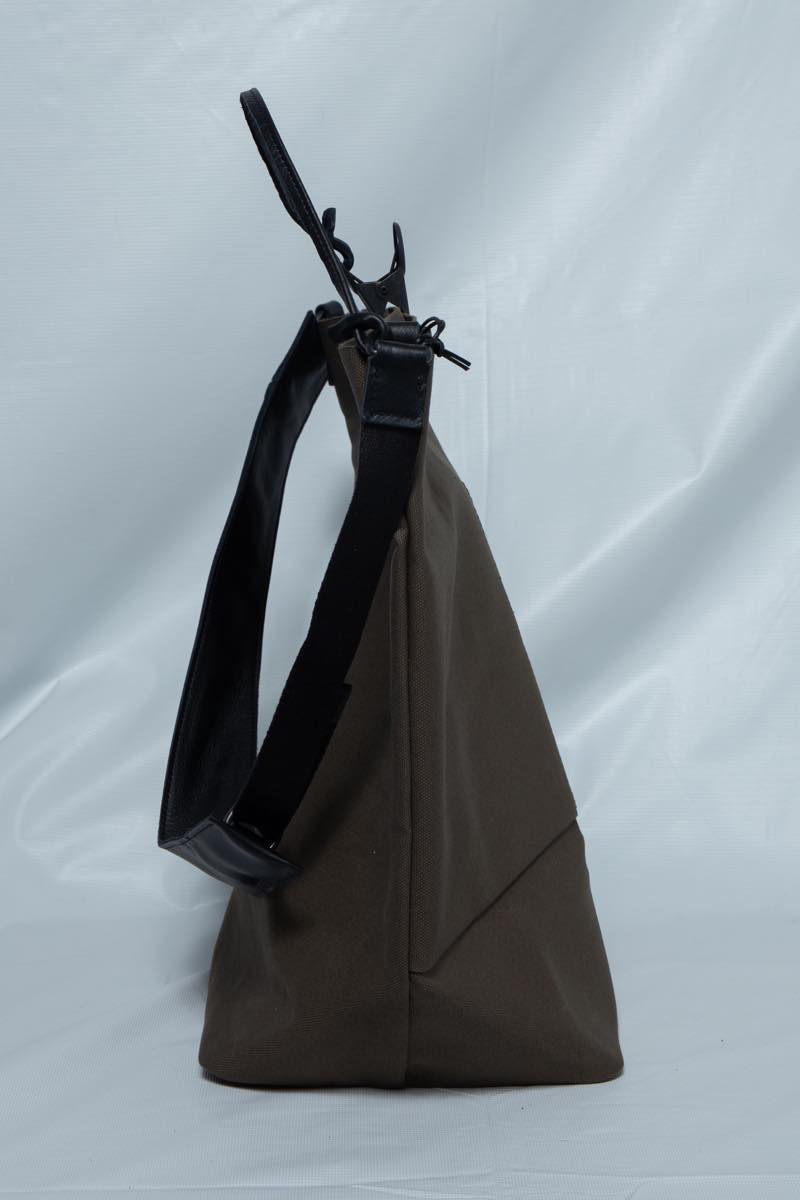 Adjustable CLIP Bucket medium