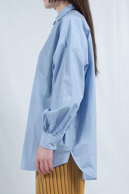 stole belt shirt