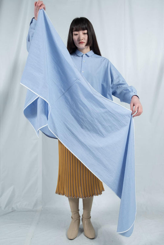 stole belt shirt