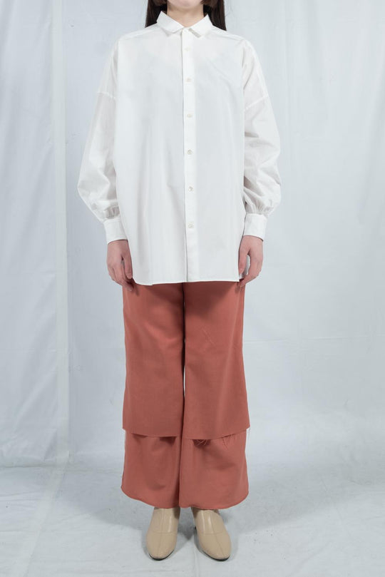 stole belt shirt