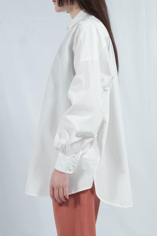 stole belt shirt