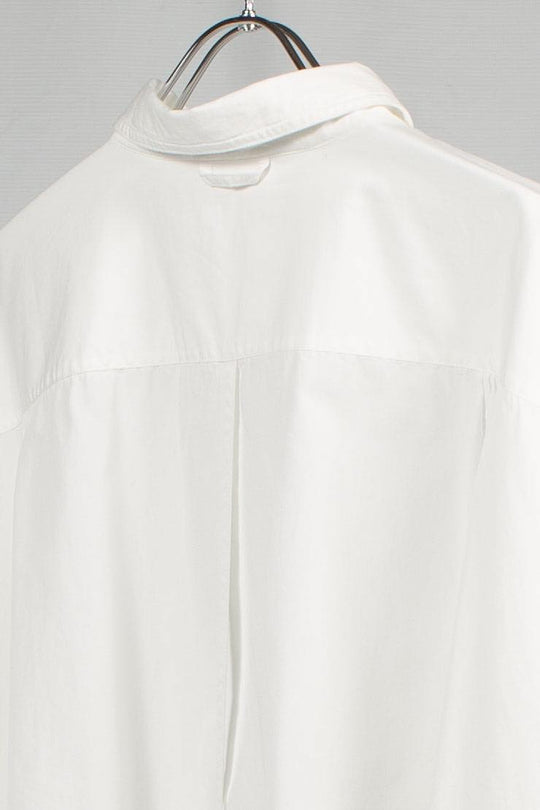 stole belt shirt