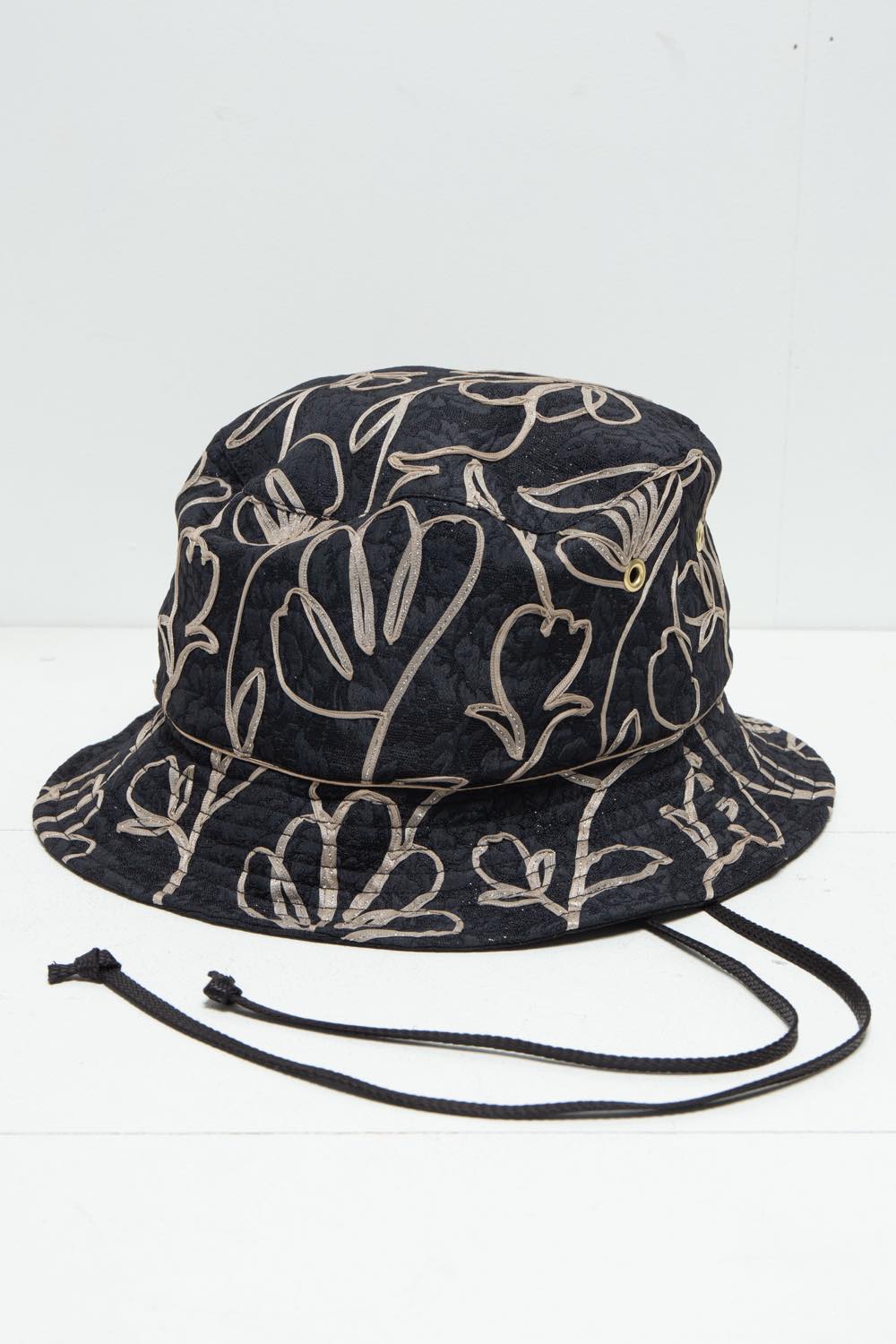 Flower Embroidery Bucket hat
