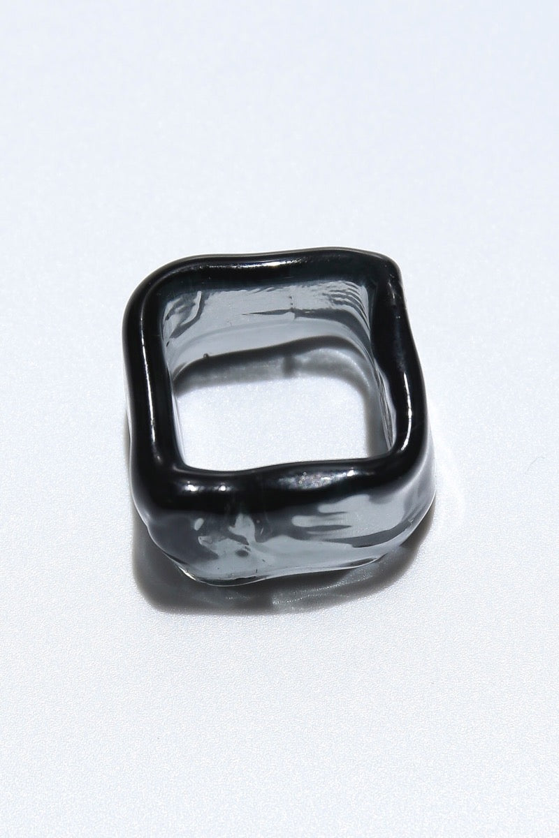 Ripple ring square black