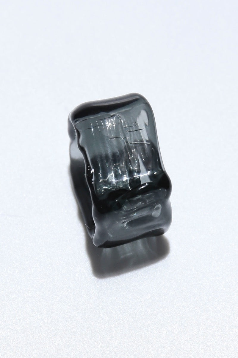 Ripple ring square black