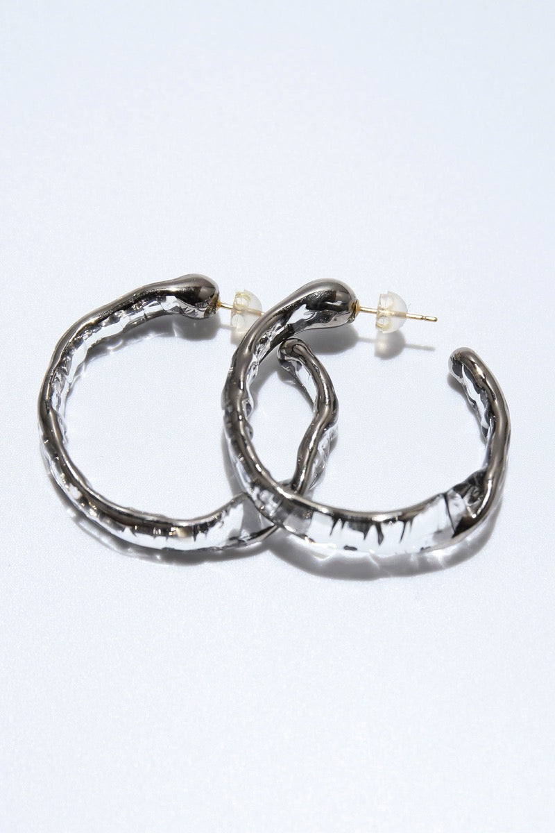 hoop mobius pierce(両耳) platinum