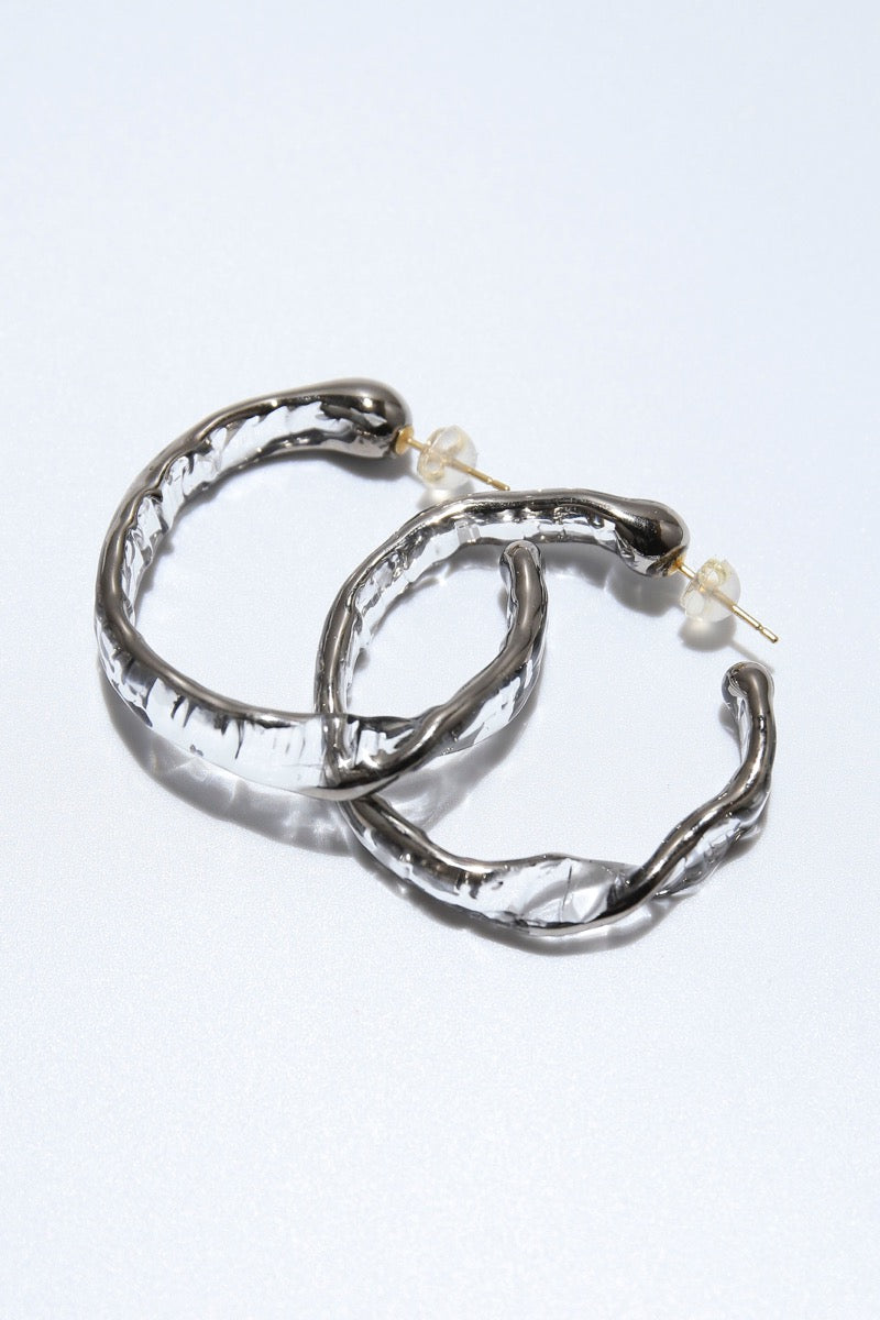 hoop mobius pierce(両耳) platinum