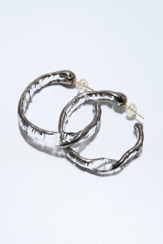 hoop mobius pierce(両耳) platinum