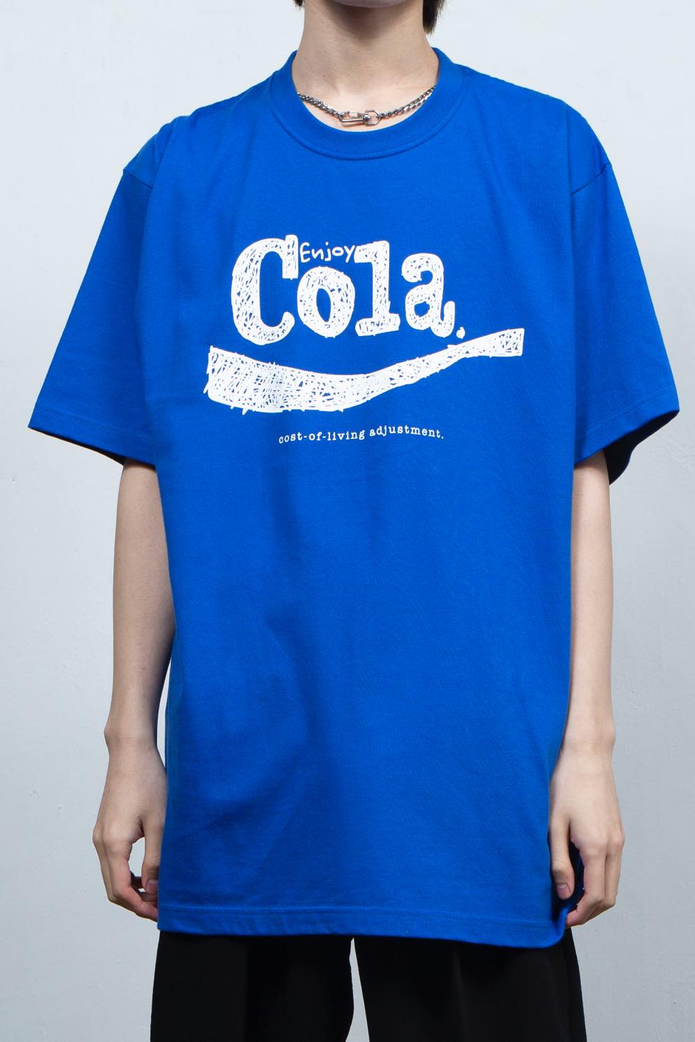 COLA TEE