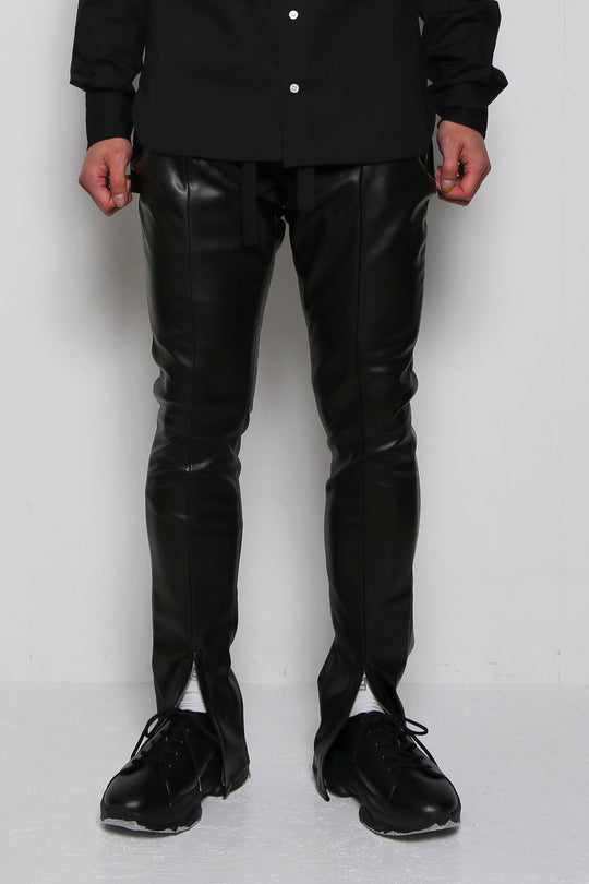 Grotesque pants