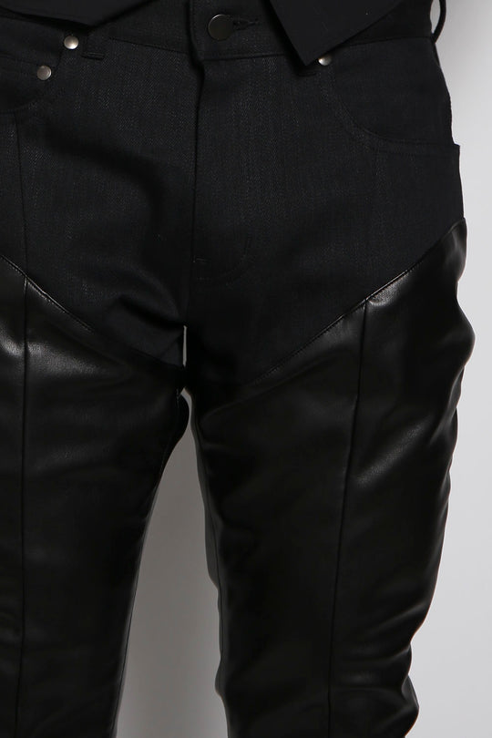 Grotesque pants