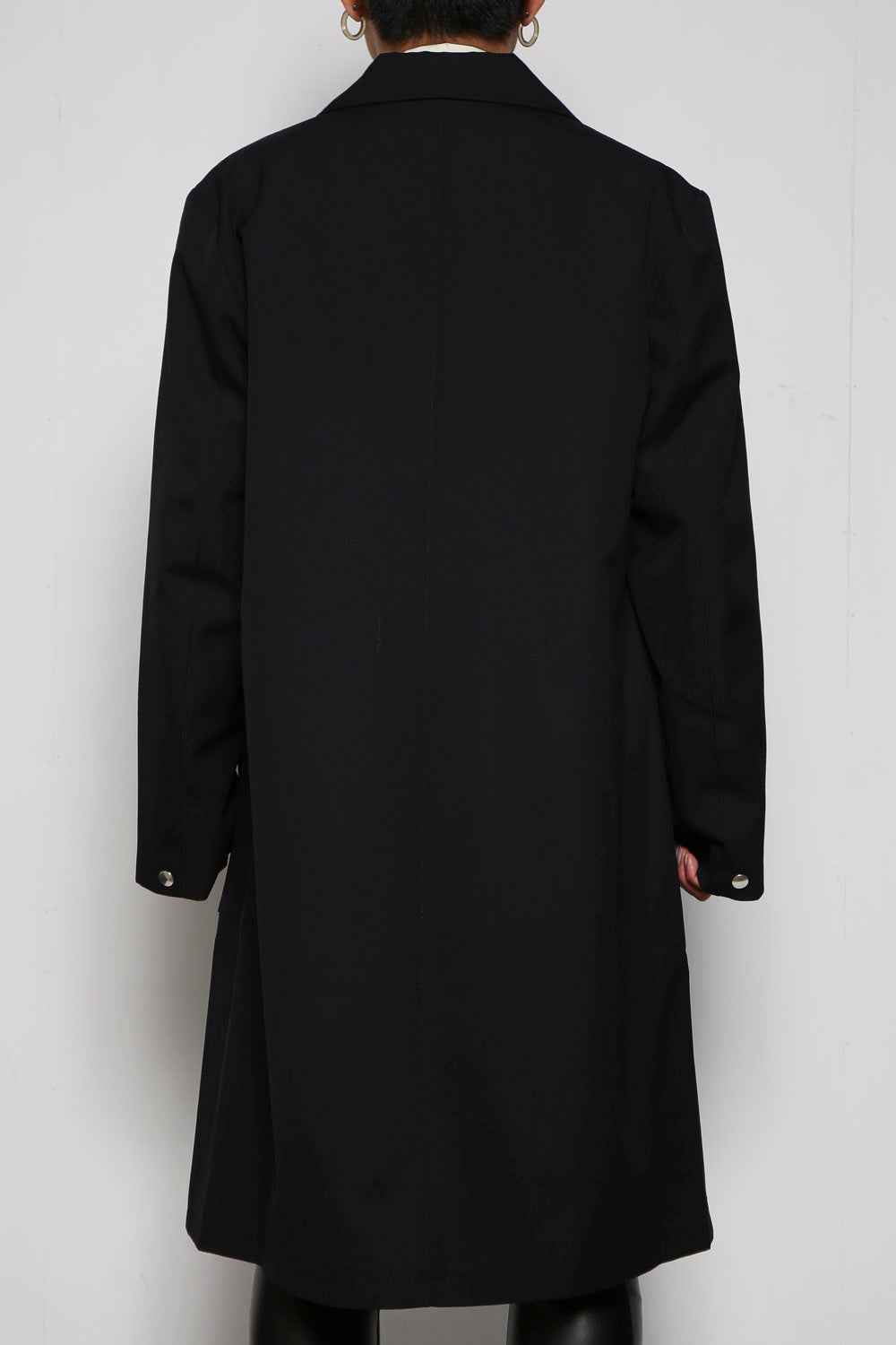 Middle coat