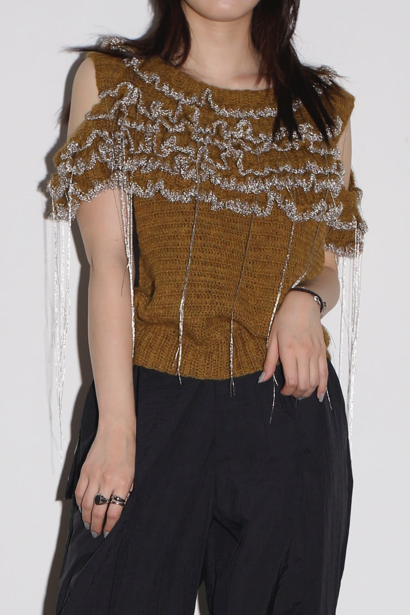 フレア襟ニットTOPS
