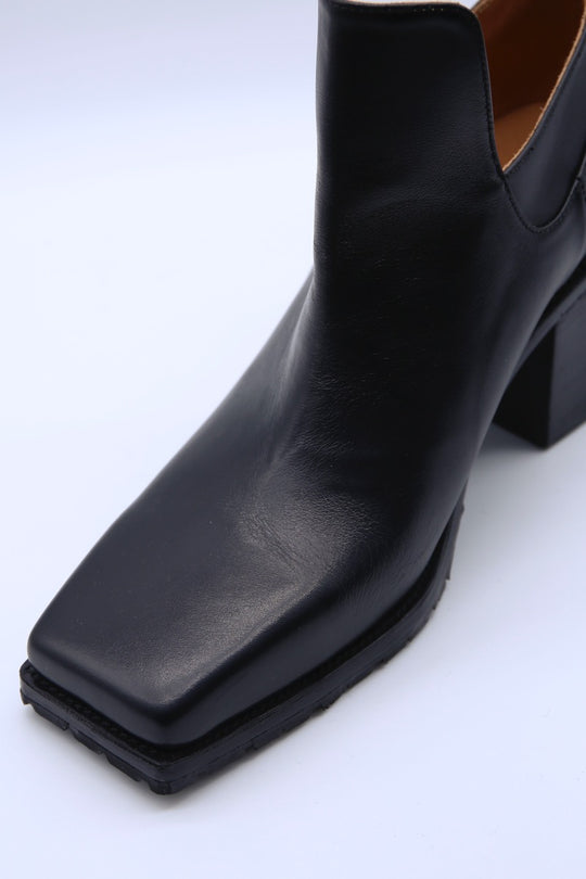 Docking Heel Shoes