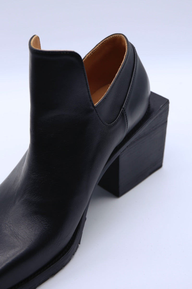 Docking Heel Shoes