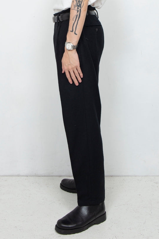 Wool Pin Tuck Pants Black