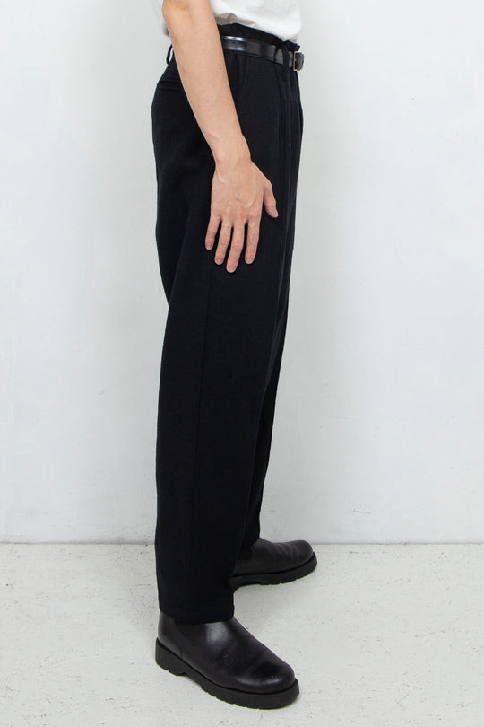 Wool Pin Tuck Pants Black