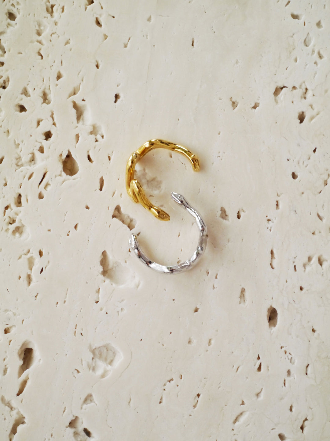 Lip ring, Ear cuﬀ：Serpent / Silver