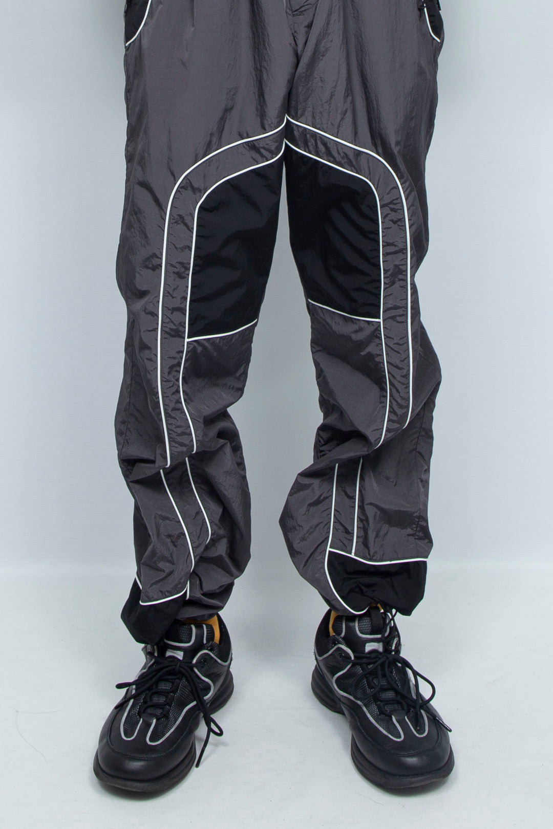 Nylon Line Pants Gray