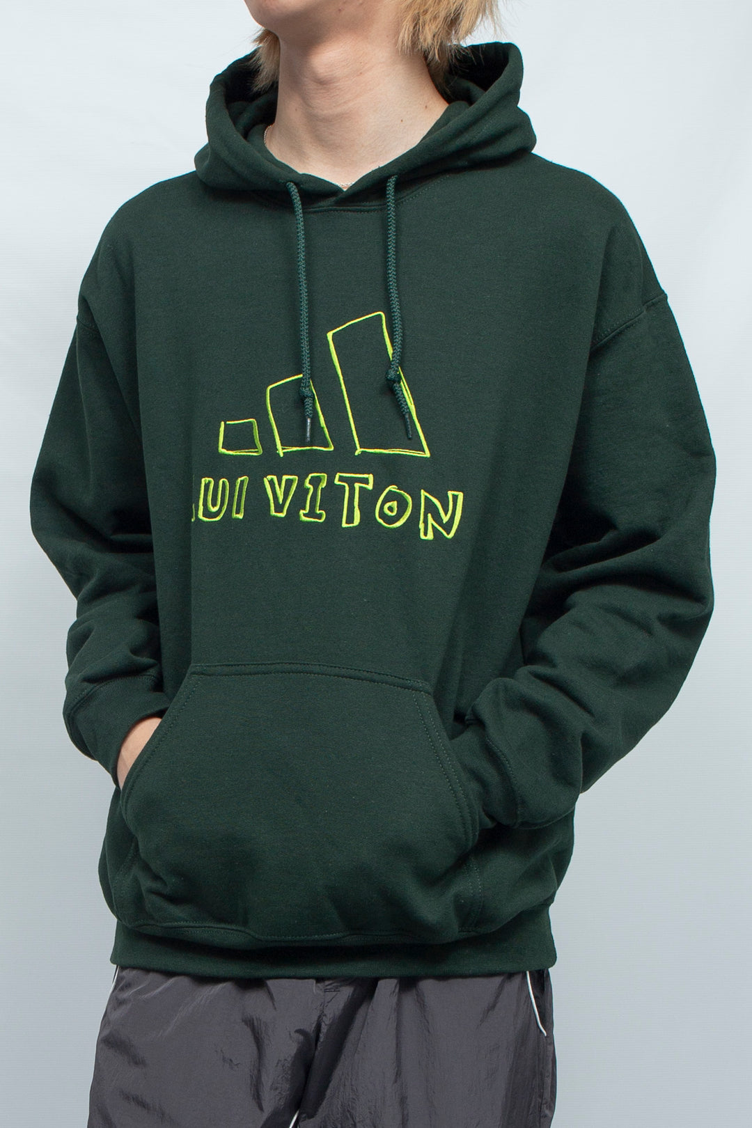 BROKEN LOGO HOODIE