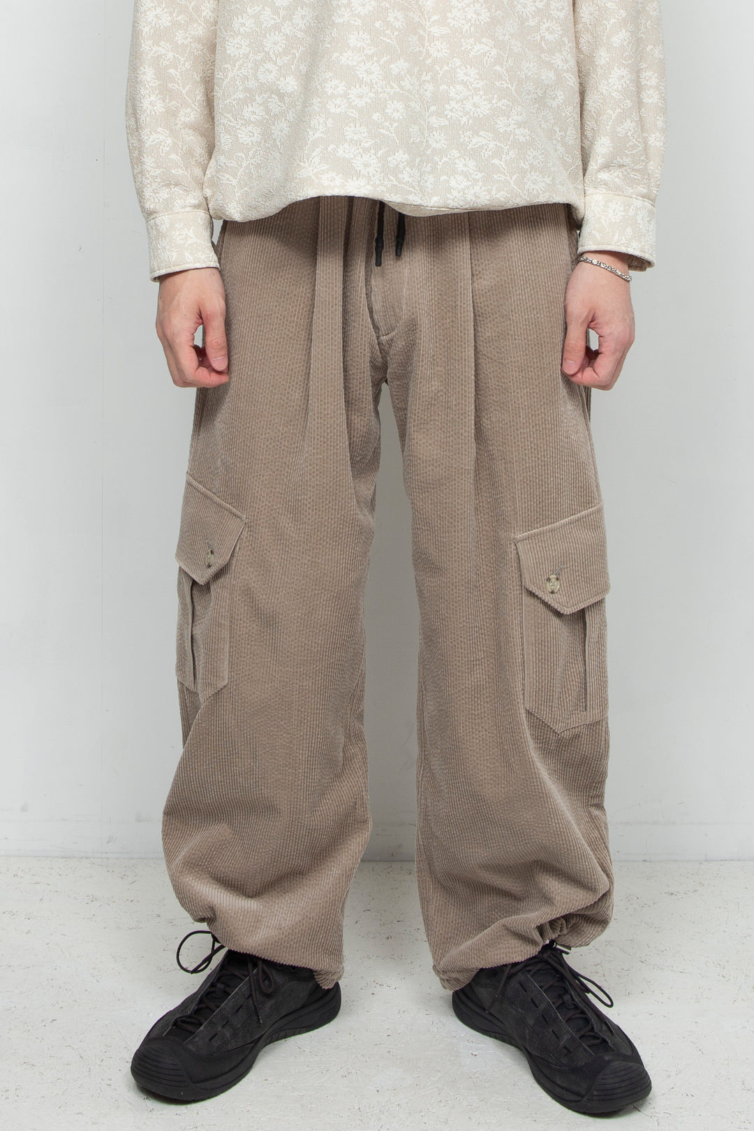 Corduroy pants Beige