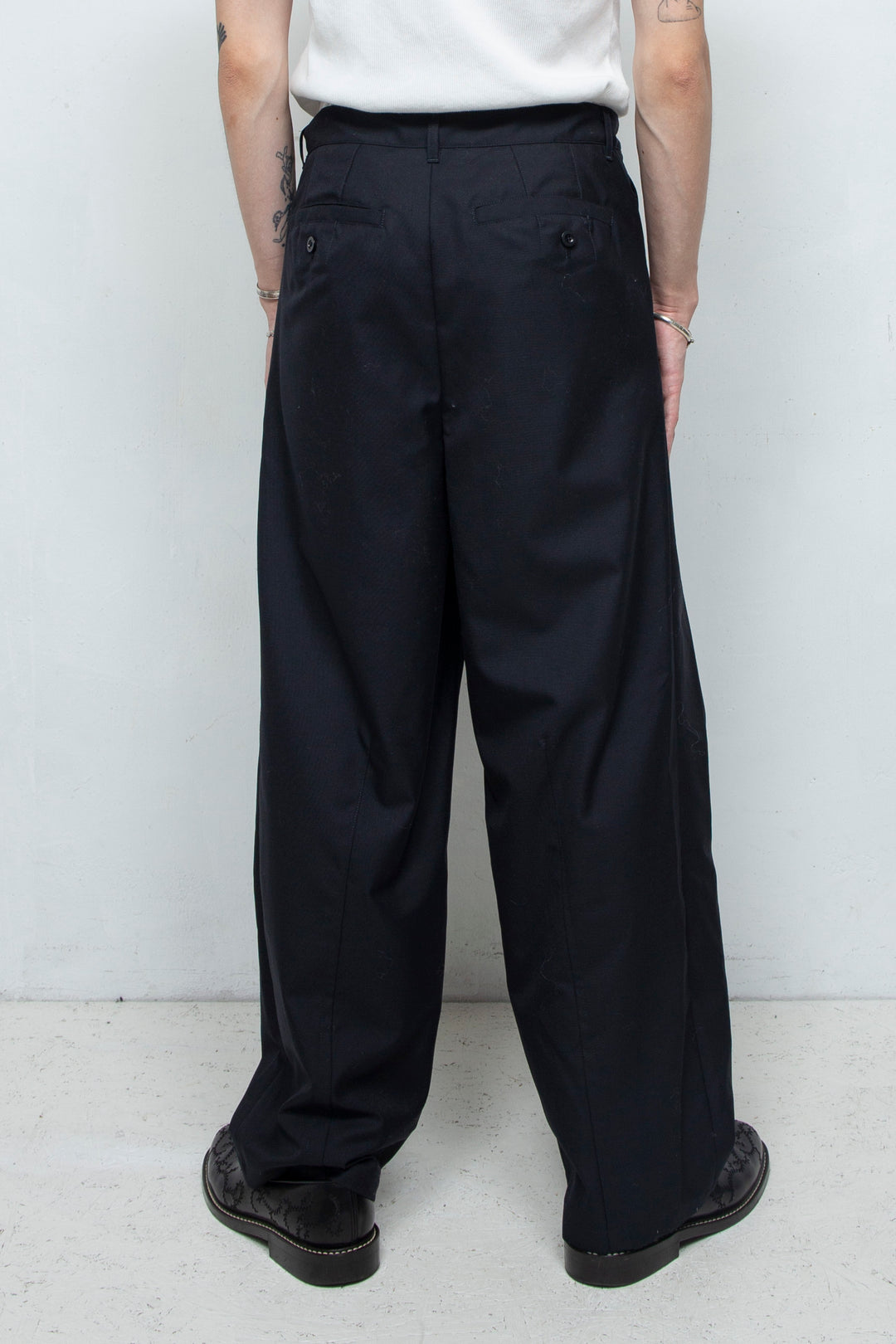 High Twist Layered Tack Wool Twill Pants D.NAVY