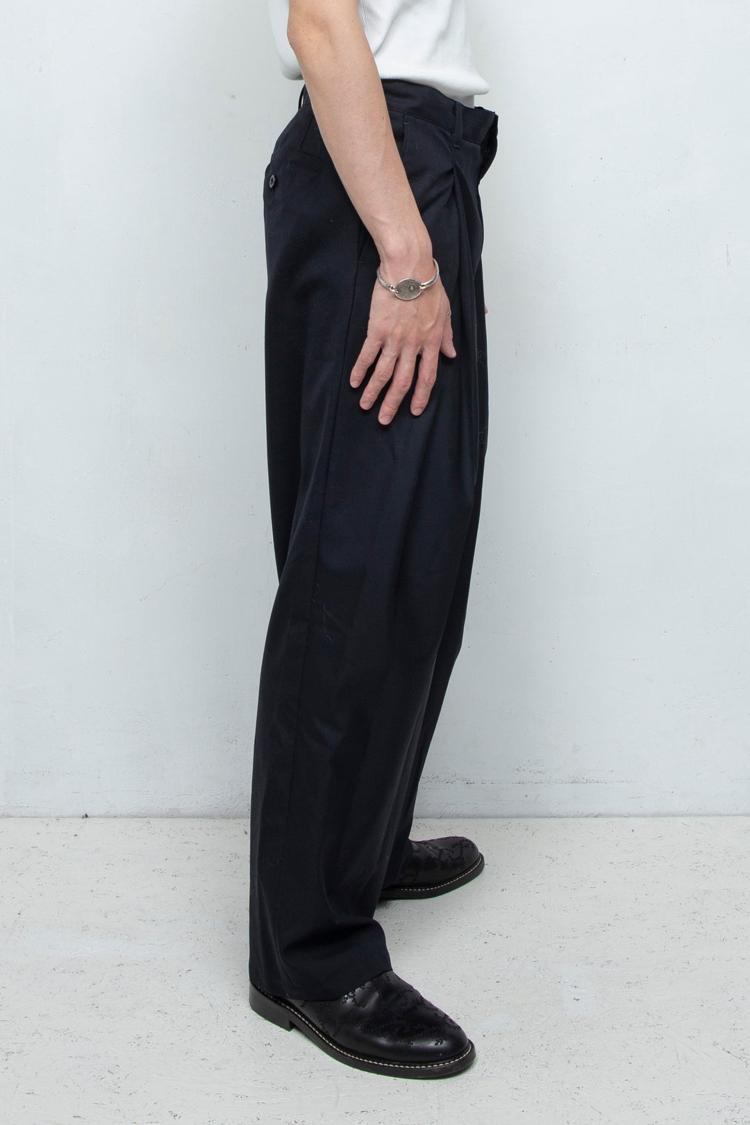 High Twist Layered Tack Wool Twill Pants D.NAVY