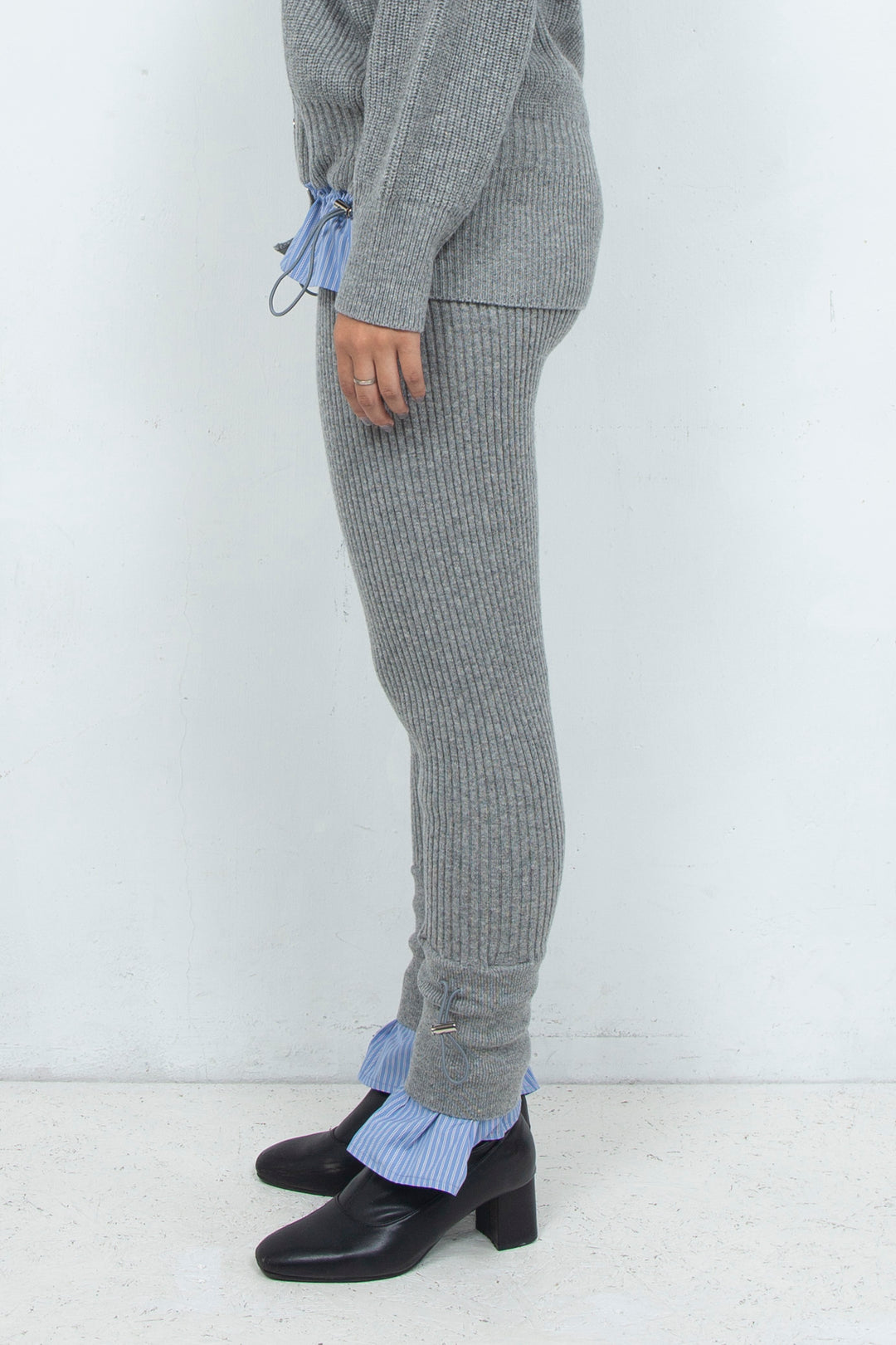 PANTS GRAY C0976