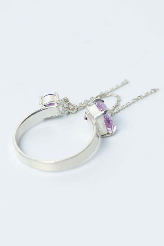 breaking chains ring (amethyst quartz + amethyst)