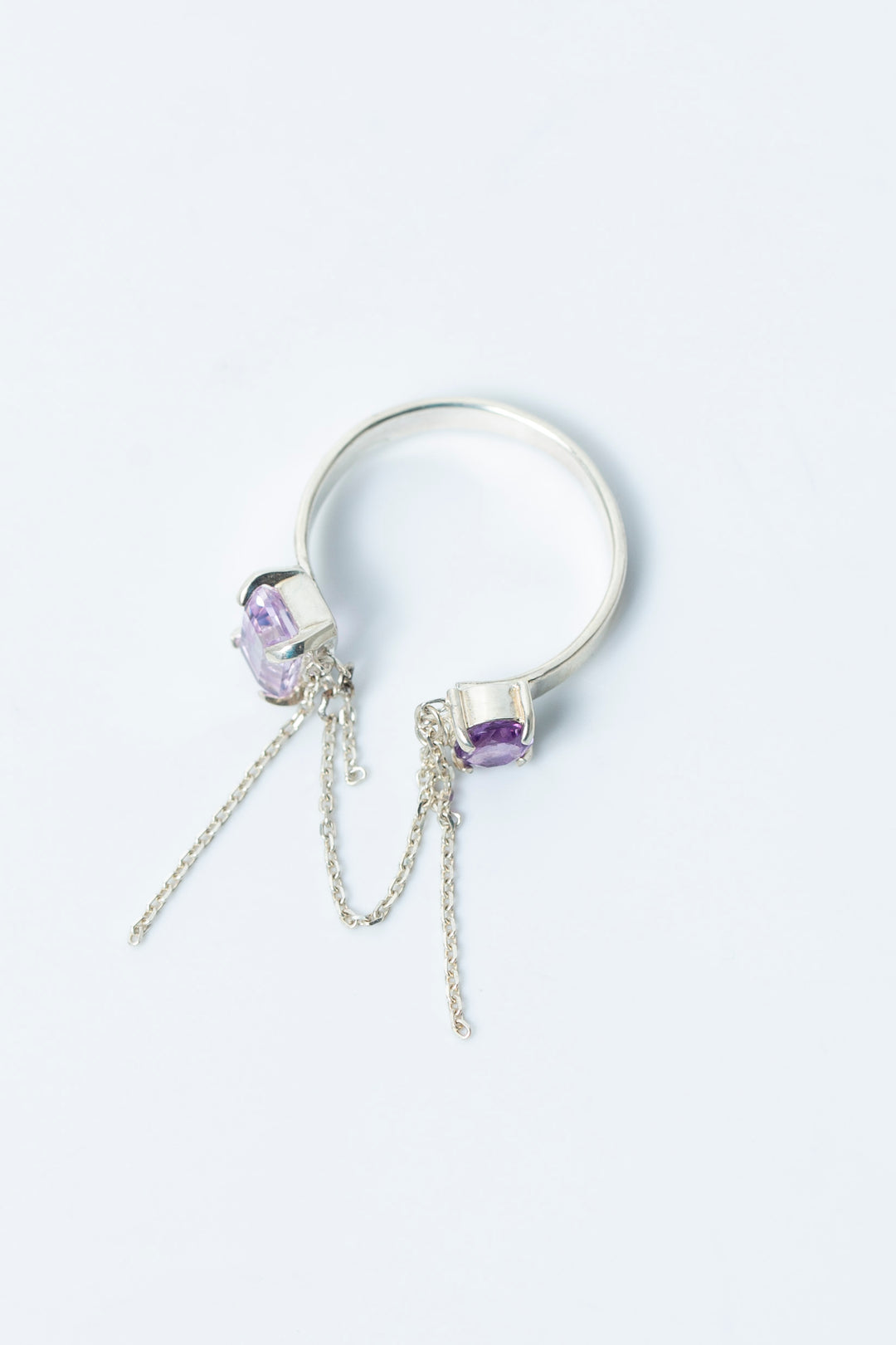 breaking chains ring (amethyst quartz + amethyst)