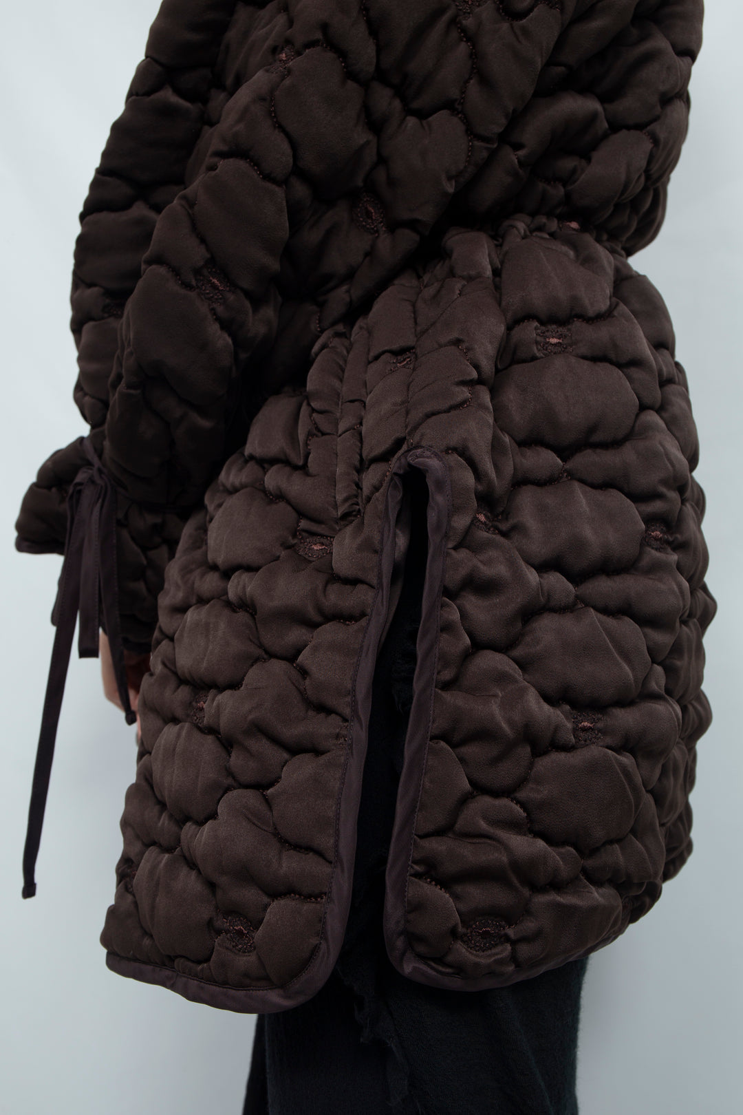 REMOVABLE 3D PRINTED BUTTON QUILTED SHELL JACKET DARK BROWN