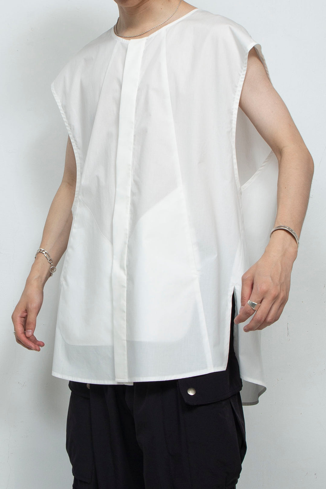 NO SLEEVE BLOUSE FOR LAYER WHITE
