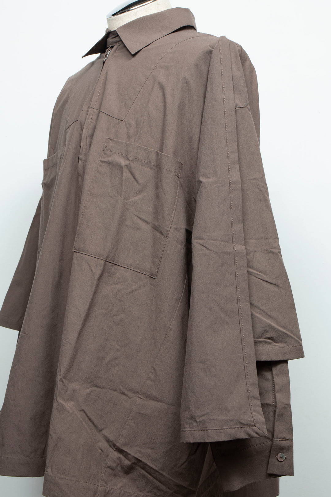 AMORPHIA Keeper Blouson Ingrain Brown