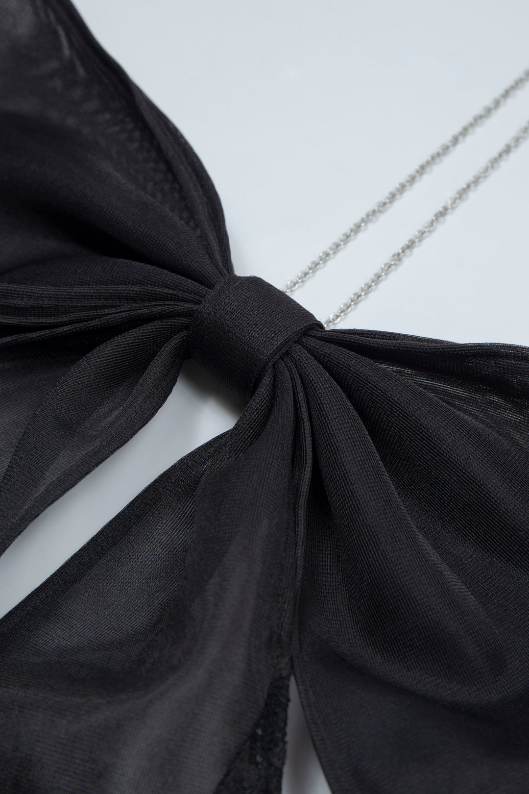 Attached ribbon Black