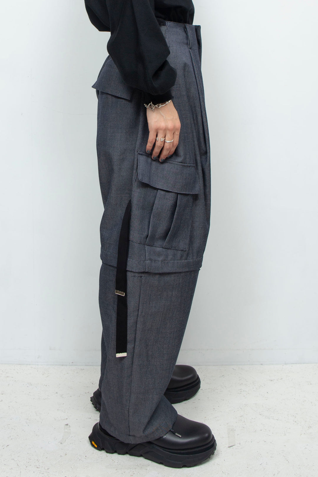 Wool fake denim detachable cargo pants