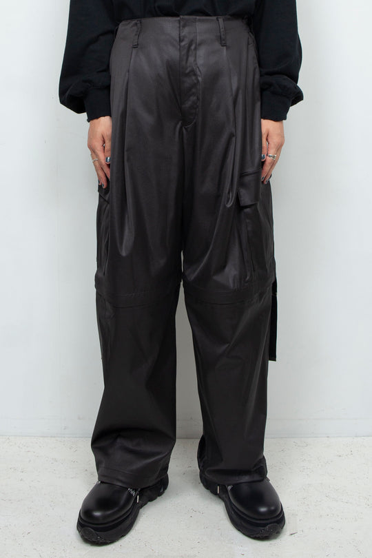 Fake-fake leather detachable cargo pants BLACK