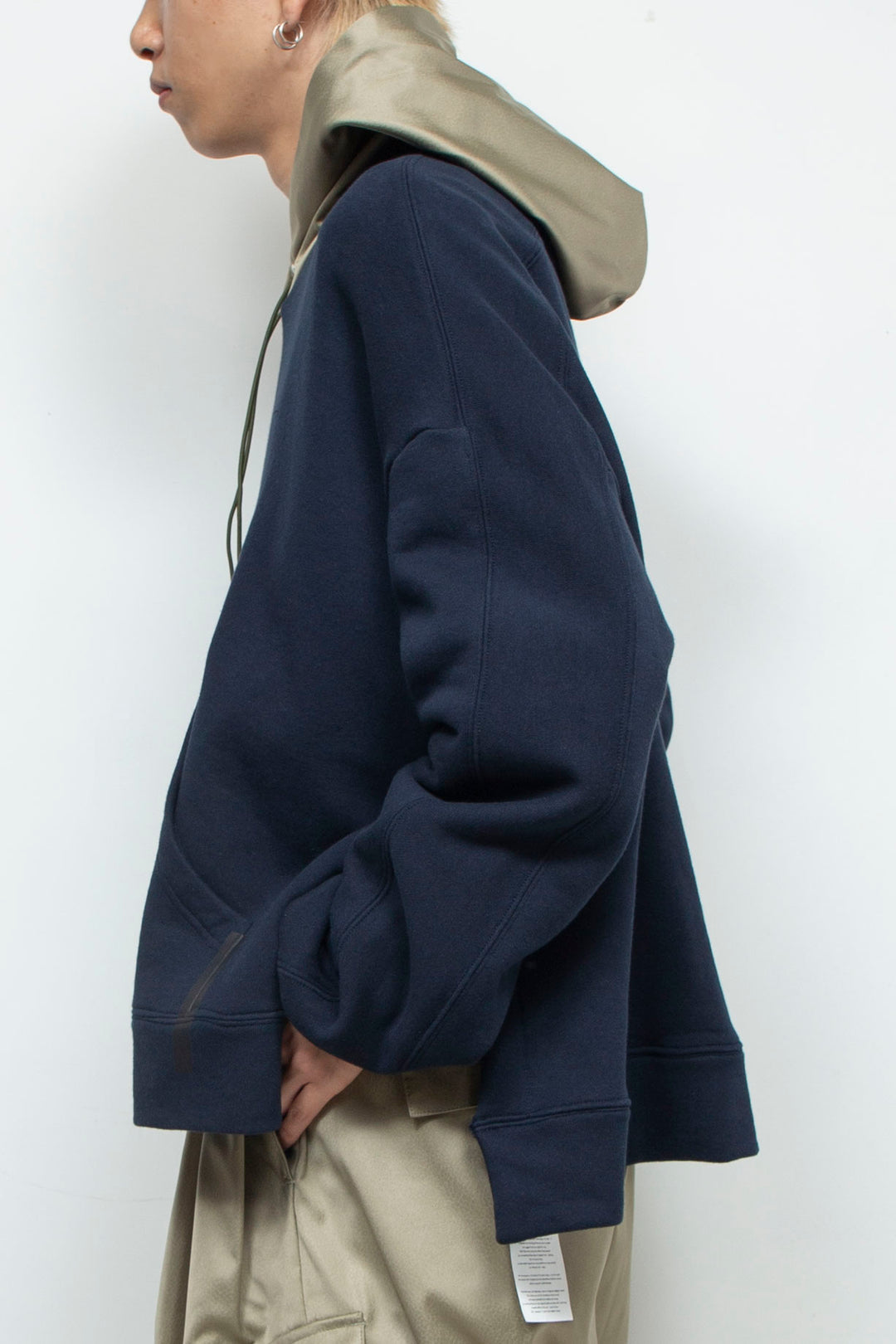 Taping aid combination hoodie D.NAVY×SAGE