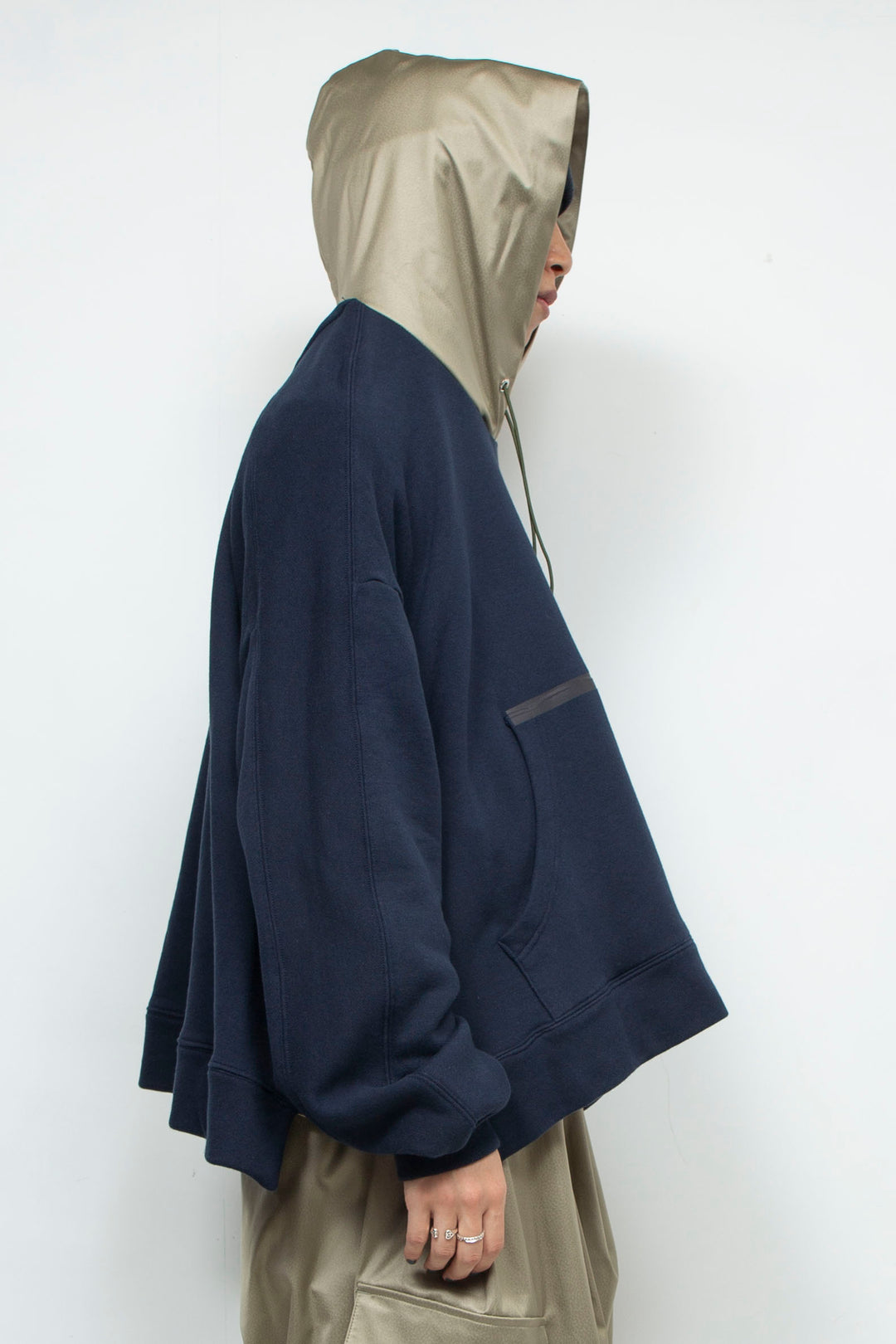 Taping aid combination hoodie D.NAVY×SAGE