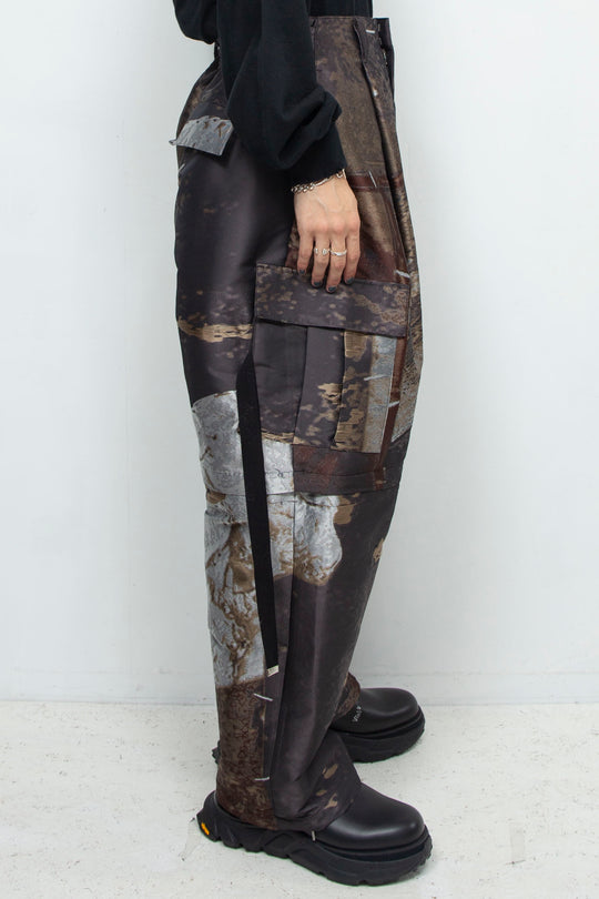 Art motif aging jacquard detachable cargo pants LUMBER & METAL