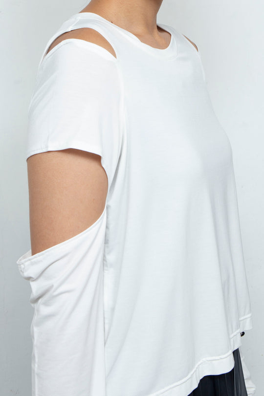 Shoulder slit long T-shirt