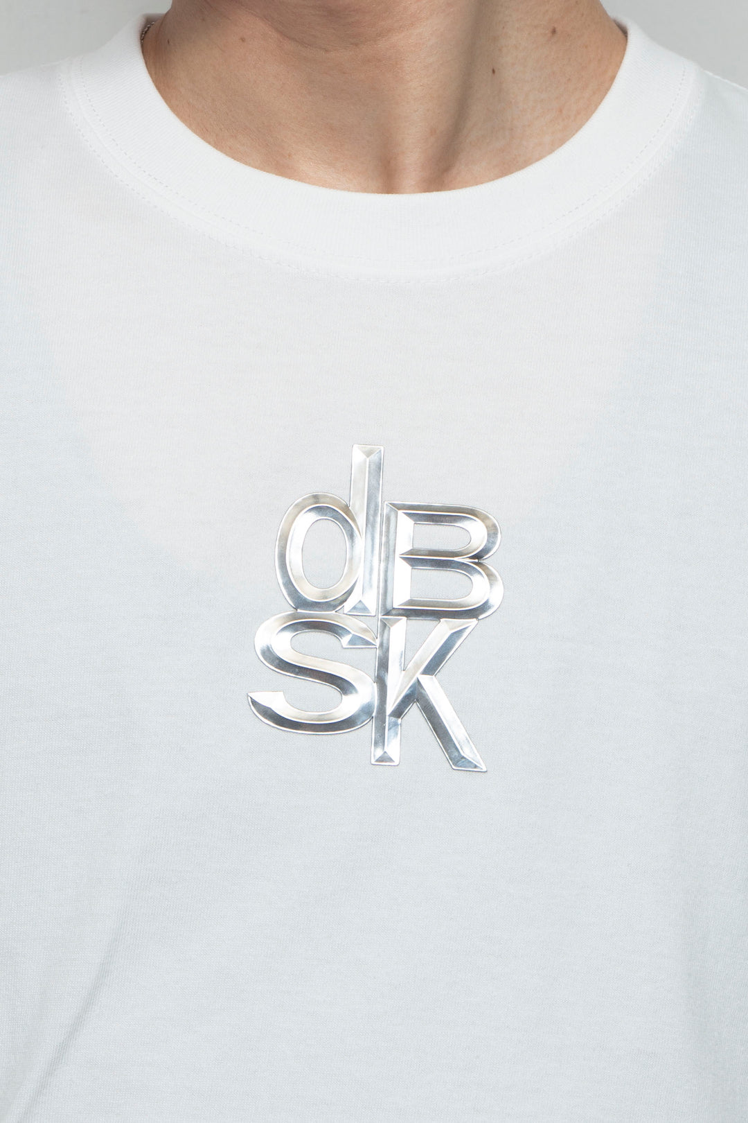 dBSK Motif T shirt / WHITE