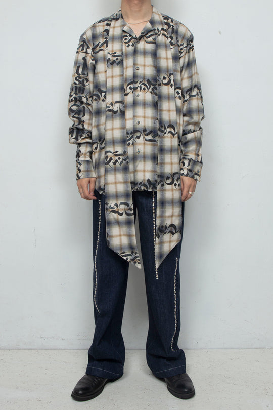 Calligraphy Graphic Bowtie Flannel Shirt / IVORY