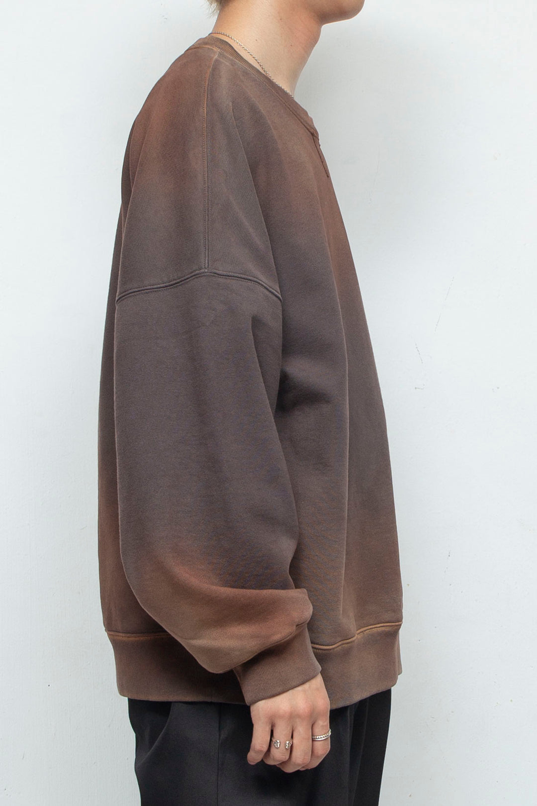 FADDED DROPPED SWEATSHIRT DARK BROWN