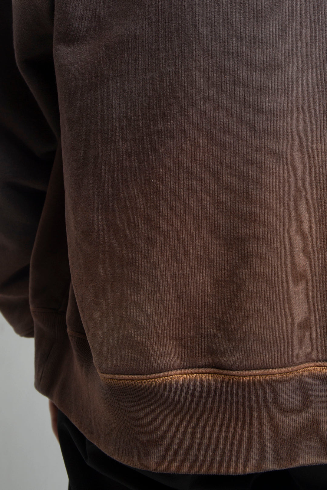 FADDED DROPPED SWEATSHIRT DARK BROWN