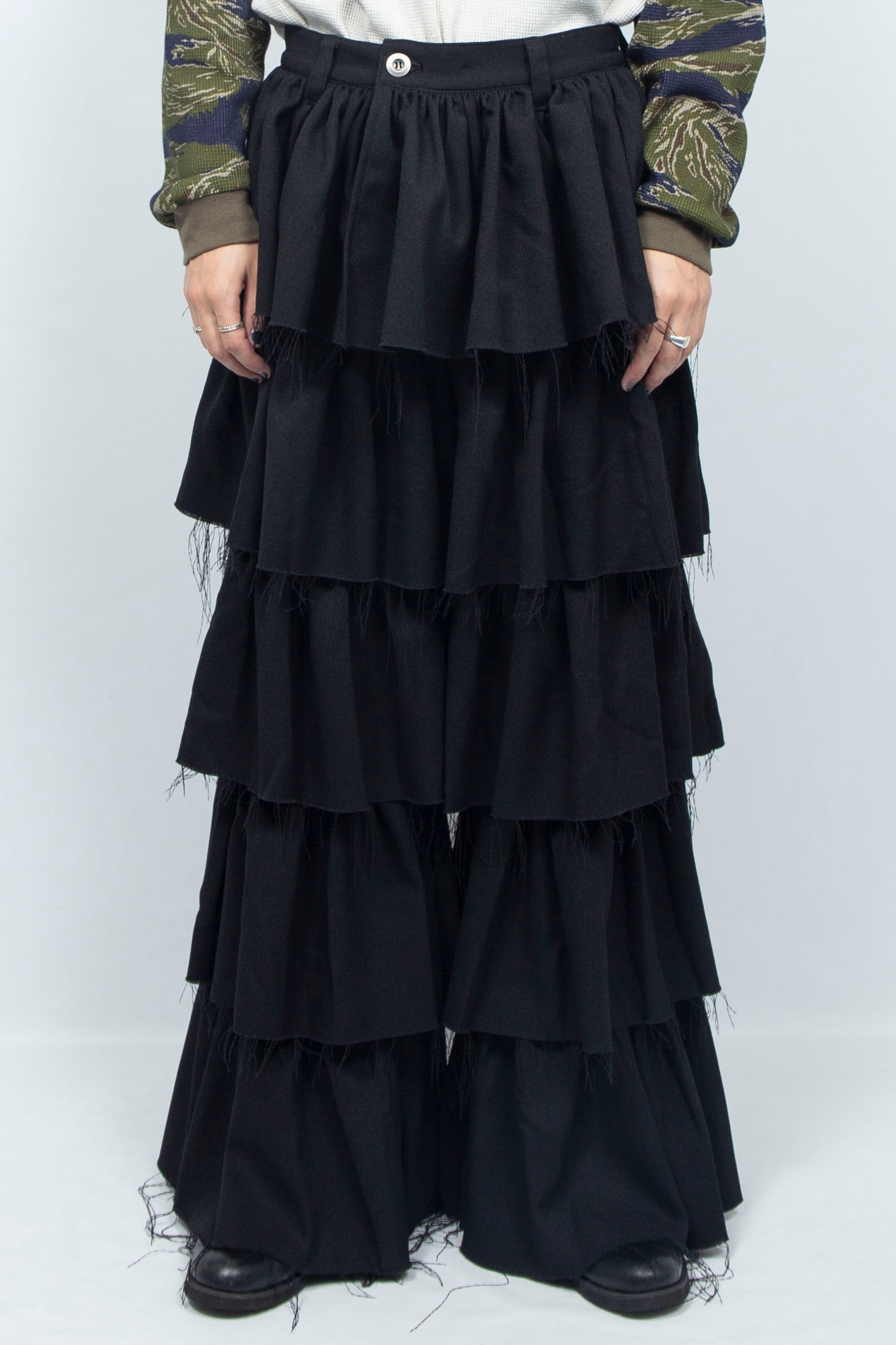 Tiered Frill Pants BLACK WHIPPER SNAPPER（ウィッパー