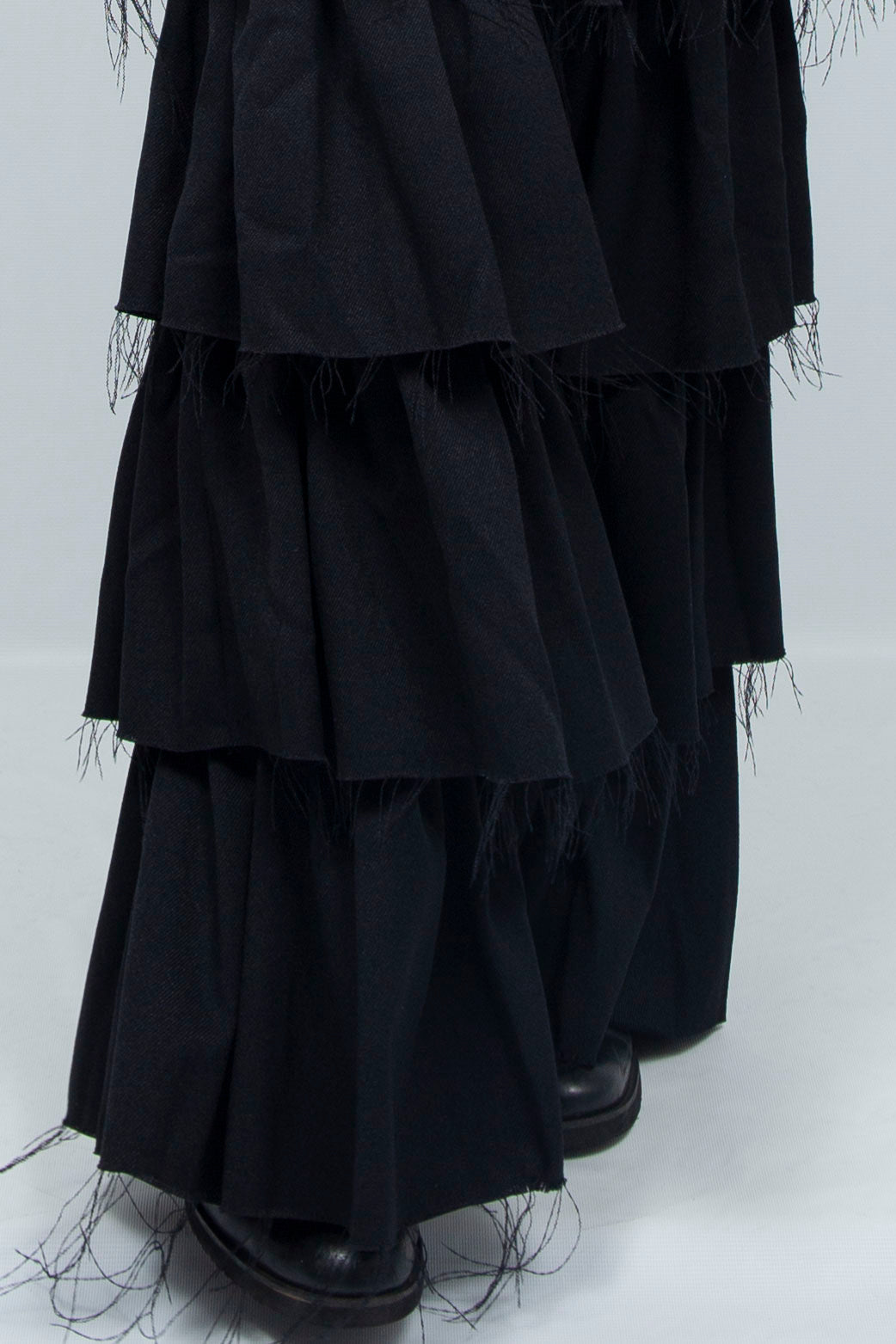 Tiered Frill Pants BLACK